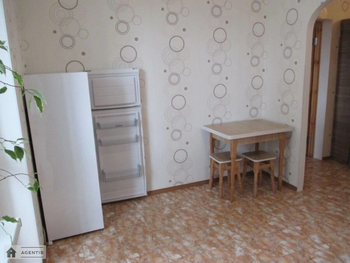 Здам квартиру 1 кімната, 46 m², 7 пов./25 поверхів. Нижньоключова, Київ. 