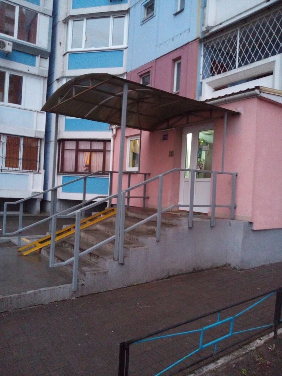 Здам квартиру 1 кімната, 43 m², 9 пов./19 поверхів. 1, Драгоманова 1, Київ. 