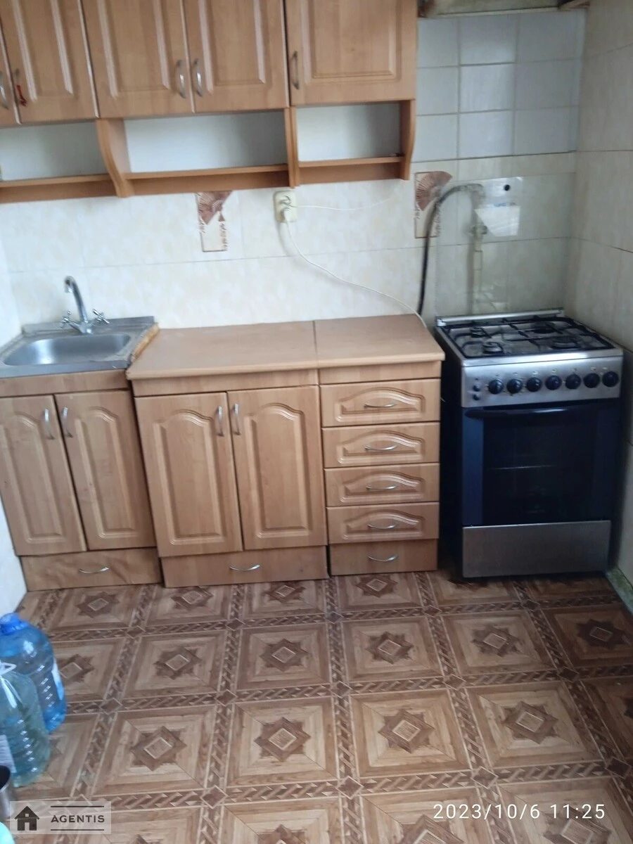 Здам квартиру 1 кімната, 32 m², 9 пов./10 поверхів. 25, Петра Григоренка просп., Київ. 