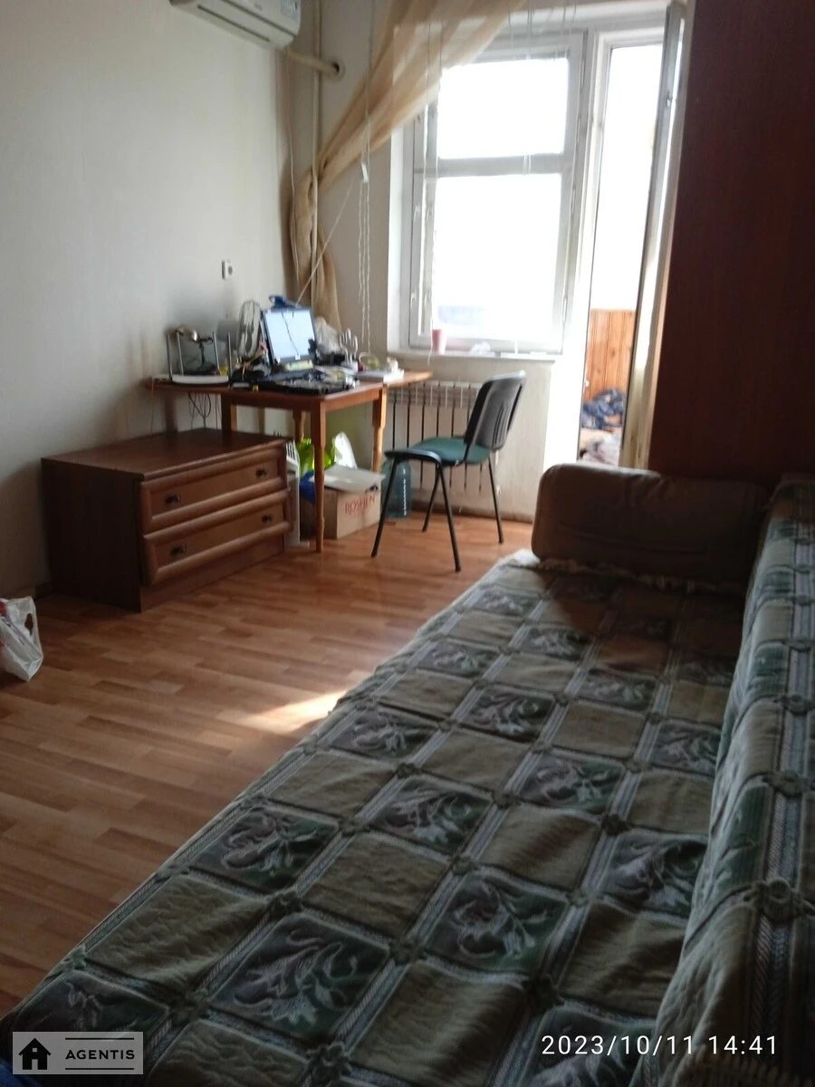 Apartment for rent 1 room, 32 m², 9th fl./10 floors. 25, Petra Hryhorenka prosp., Kyiv. 