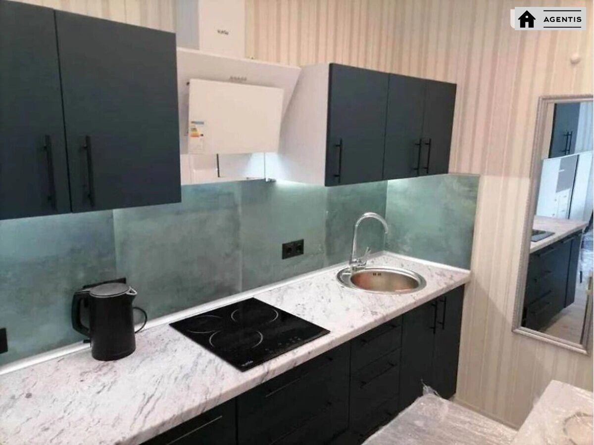 Сдам квартиру 2 комнаты, 48 m², 5 эт./9 этажей. 5, Братства тарасівців вул. (Декабристів), Киев. 