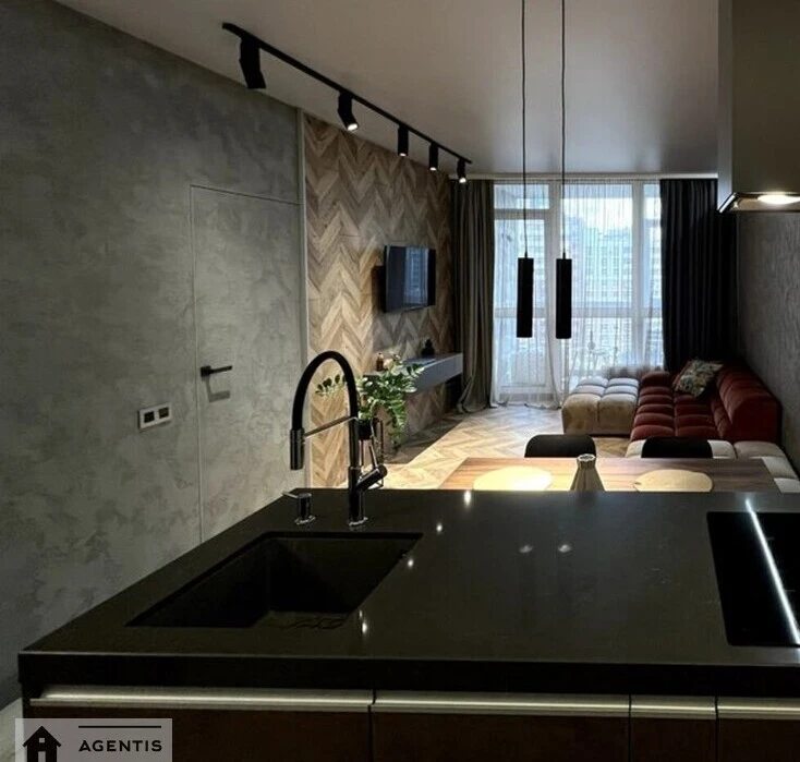 Сдам квартиру 2 комнаты, 60 m², 16 эт./24 этажа. Предславинская, Киев. 