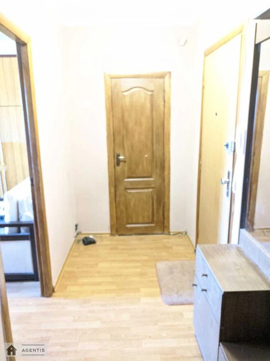 Здам квартиру 1 кімната, 39 m², 7 пов./9 поверхів. Архітектора Вербицького вул., Київ. 