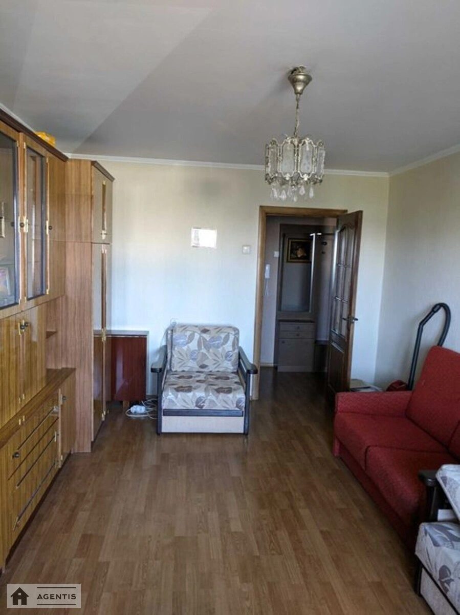 Apartment for rent 1 room, 39 m², 7th fl./9 floors. Arkhitektora Verbytskoho vul., Kyiv. 