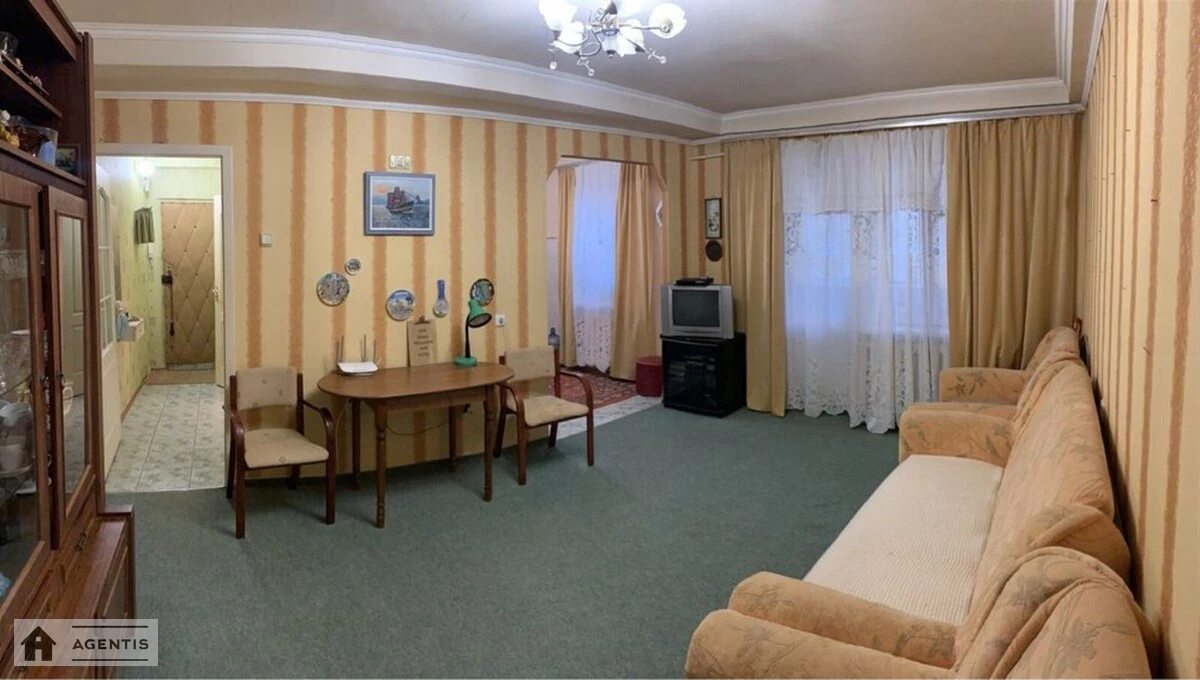 Apartment for rent 2 rooms, 45 m², 5th fl./5 floors. Svyatoshynskyy rayon, Kyiv. 