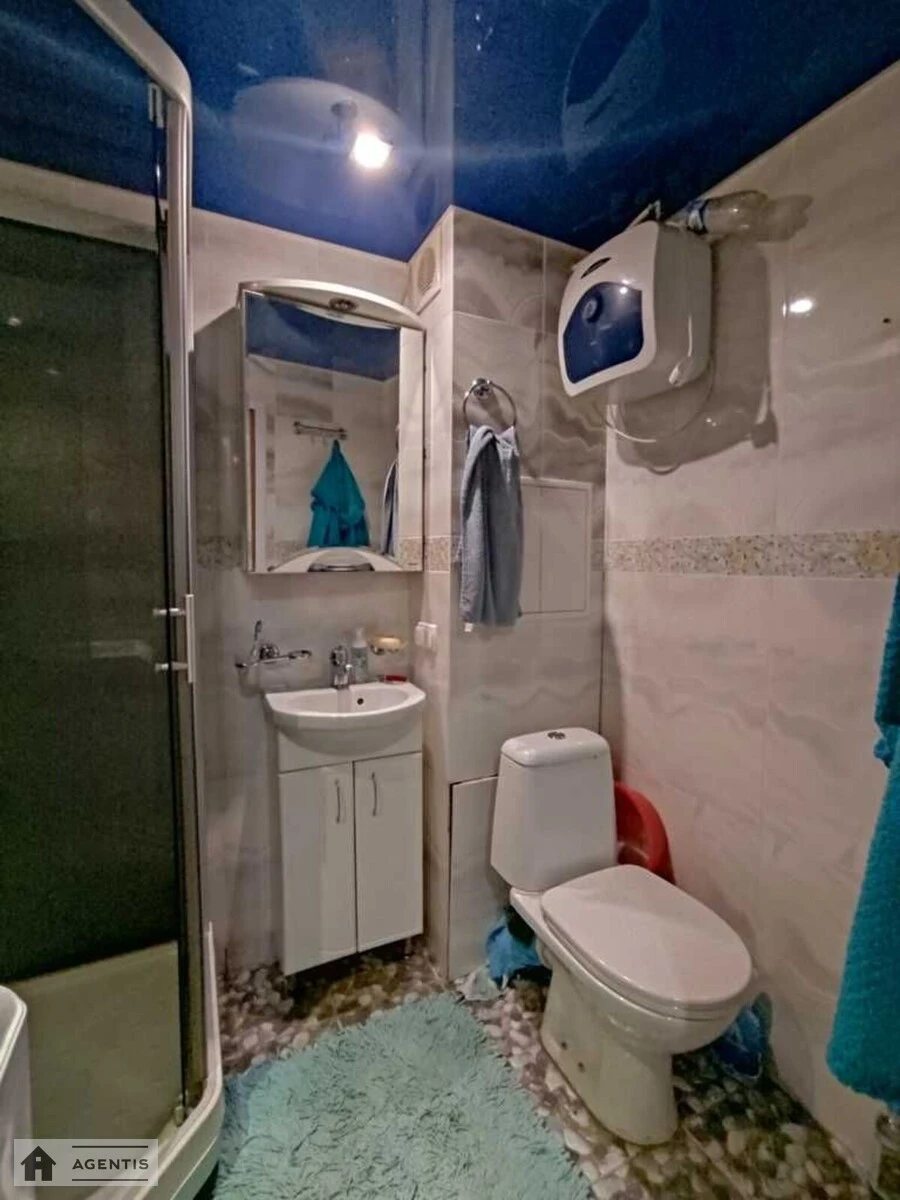 Здам квартиру 1 кімната, 36 m², 10 пов./16 поверхів. 38, Героїв Дніпра 38, Київ. 