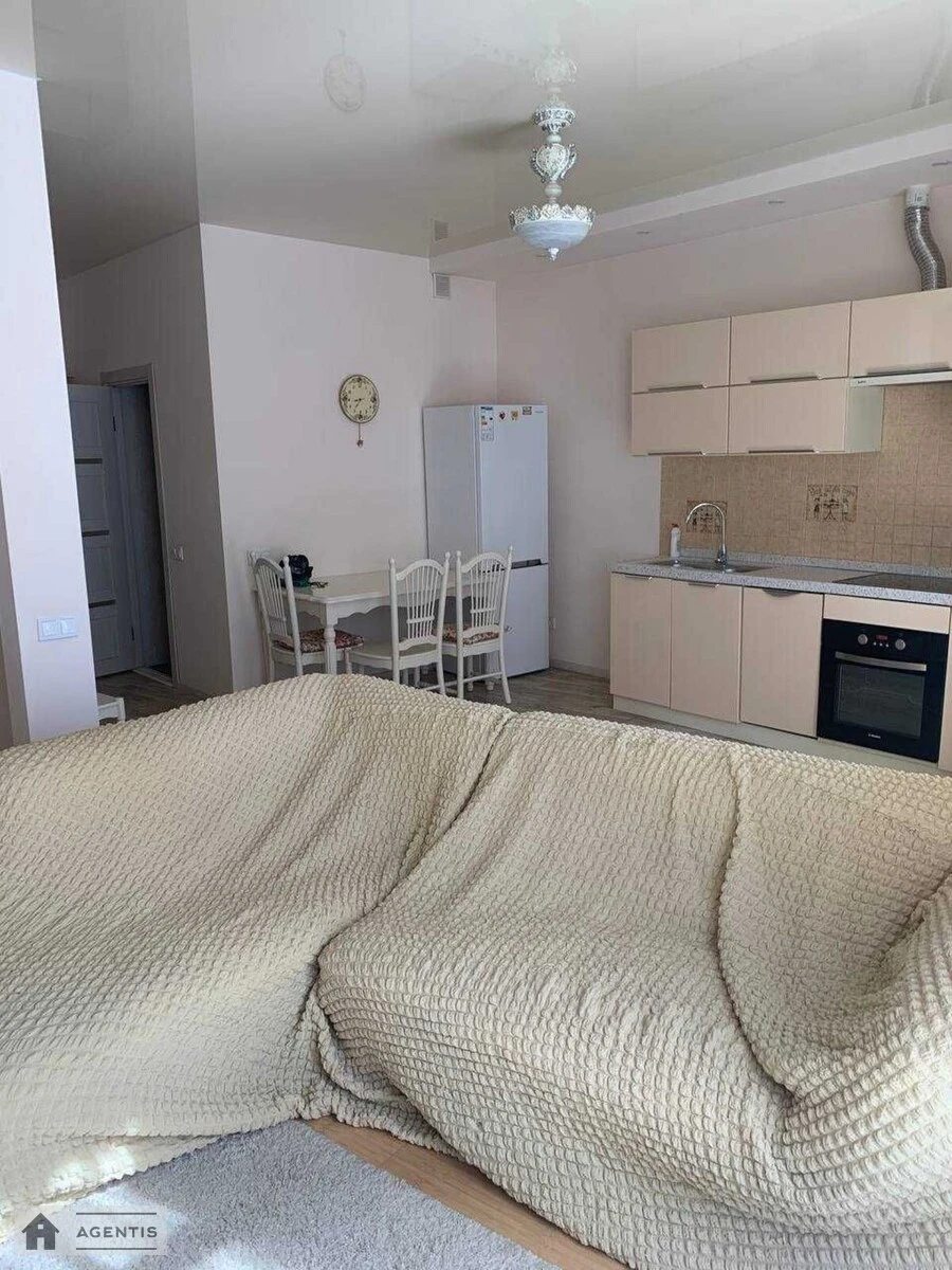 Здам квартиру 1 кімната, 50 m², 3 пов./14 поверхів. 2, Академіка Філатова вул., Київ. 