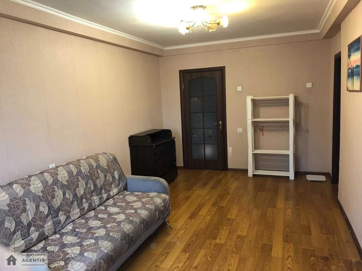 Здам квартиру 2 кімнати, 53 m², 6 пов./9 поверхів. 6, Миколи Мурашка вул., Київ. 