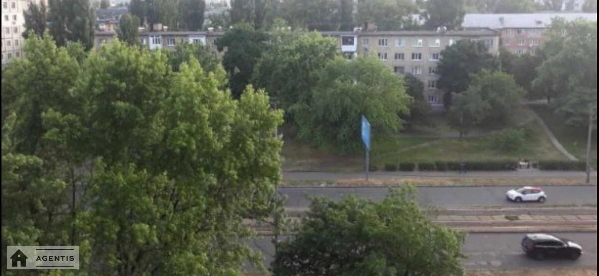 Здам квартиру 2 кімнати, 63 m², 8 пов./9 поверхів. 2, Остафія Дашкевича вул. (Курнатовського), Київ. 