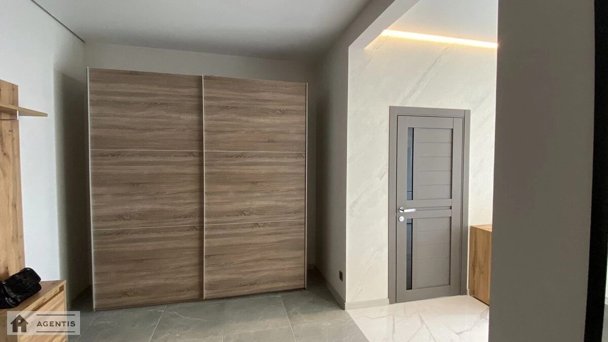 Apartment for rent 1 room, 57 m², 13th fl./13 floors. Truskavetcka, Kyiv. 