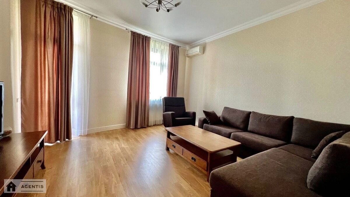 Сдам квартиру 2 комнаты, 75 m², 7 эт./25 этажей. 7, Леси Украинки 7, Киев. 