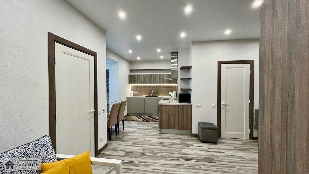 Здам квартиру 1 кімната, 48 m², 22 пов./25 поверхів. Харківське, Київ. 