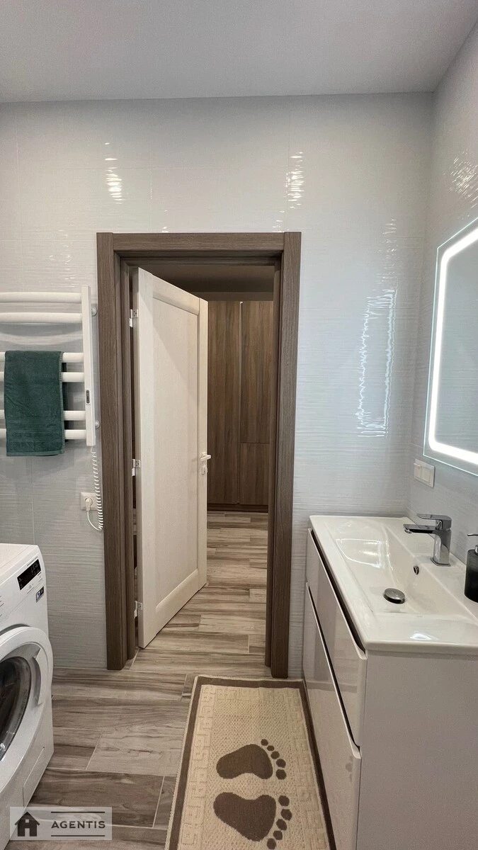 Сдам квартиру 1 комната, 48 m², 22 эт./25 этажей. Харьковское, Киев. 