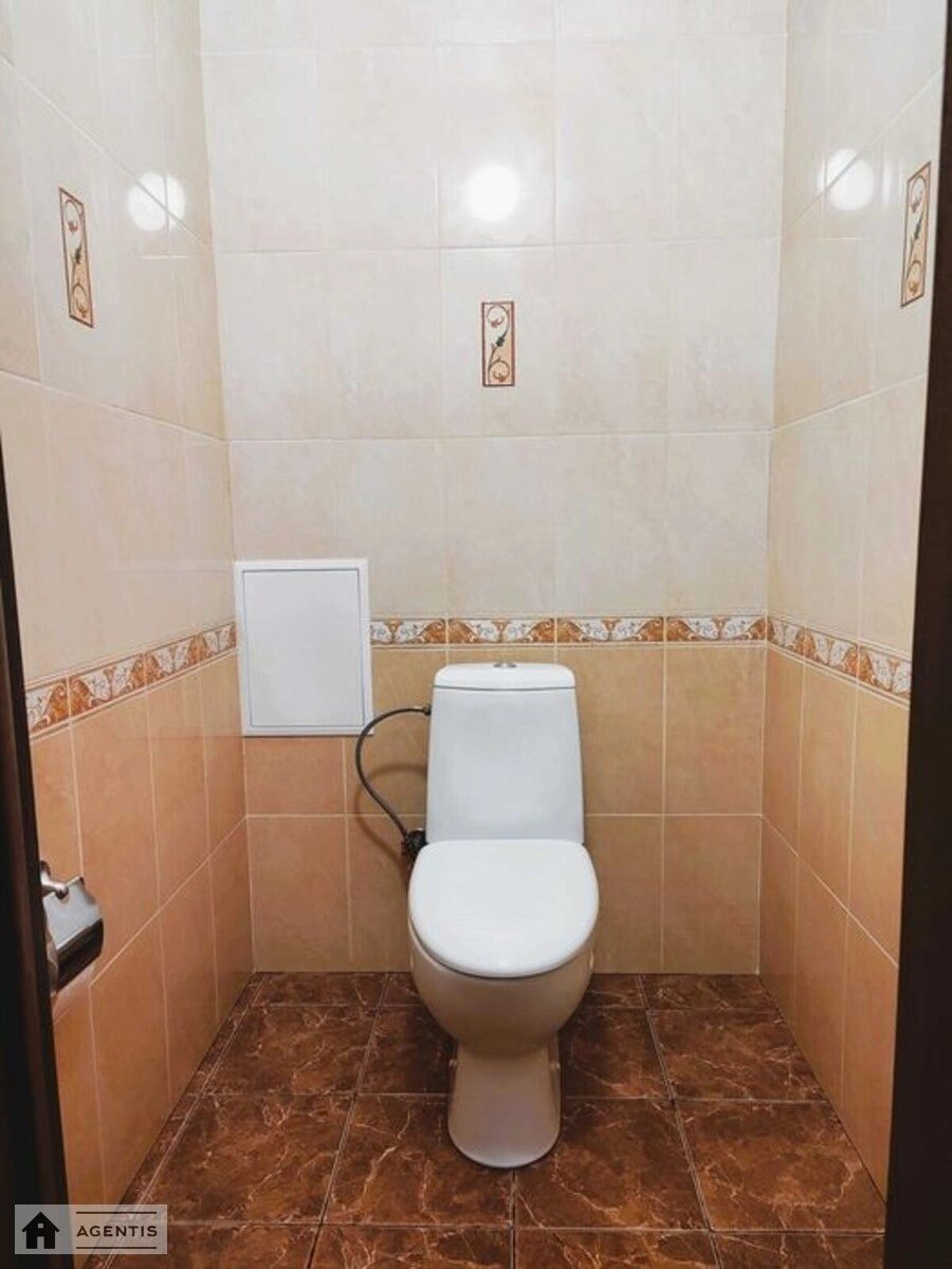 Здам квартиру 2 кімнати, 65 m², 17 пов./18 поверхів. 8, Михайла Гришка вул., Київ. 