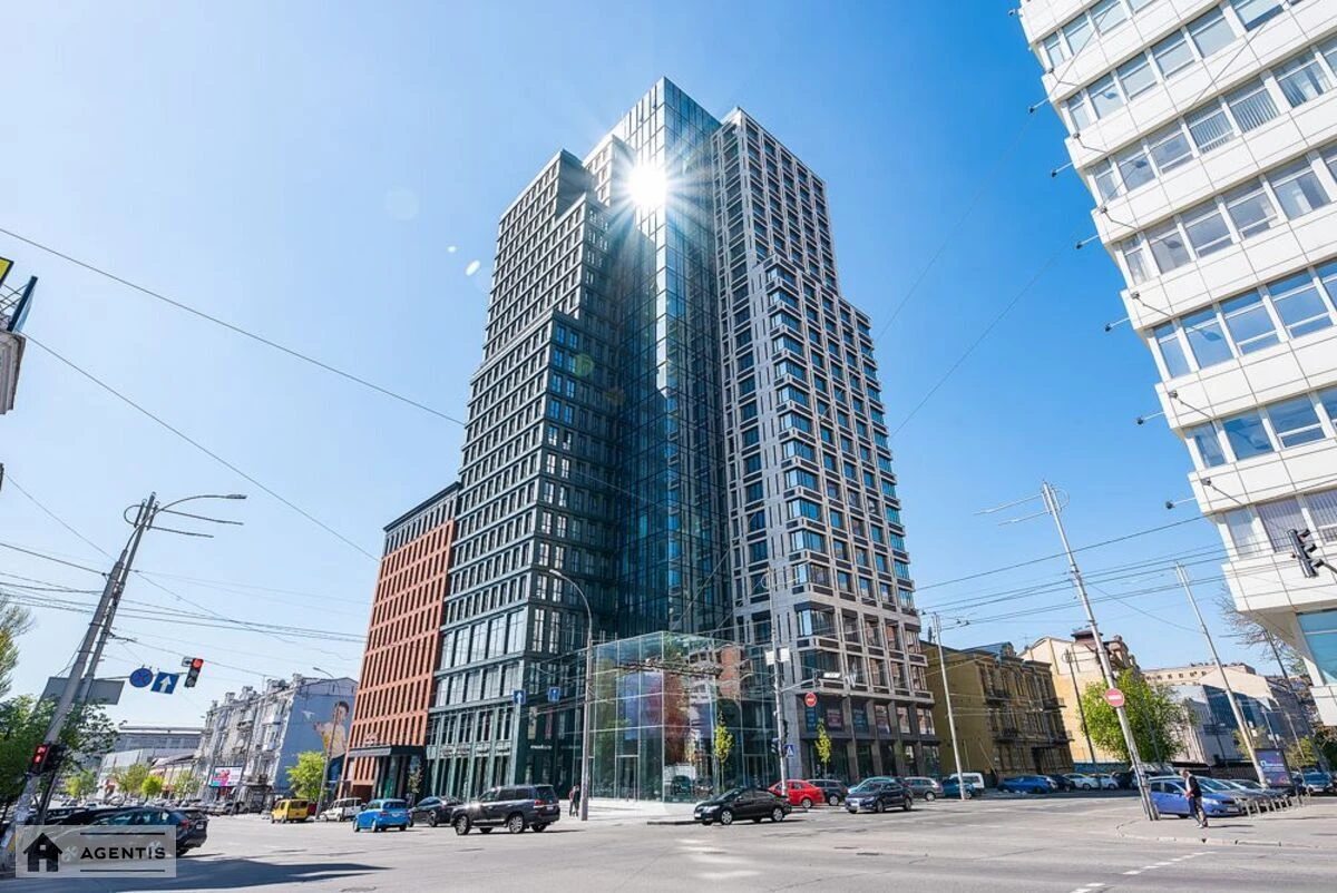 Сдам квартиру 3 комнаты, 100 m², 20 эт./24 этажа. 44, Антоновича вул. (Горького), Киев. 