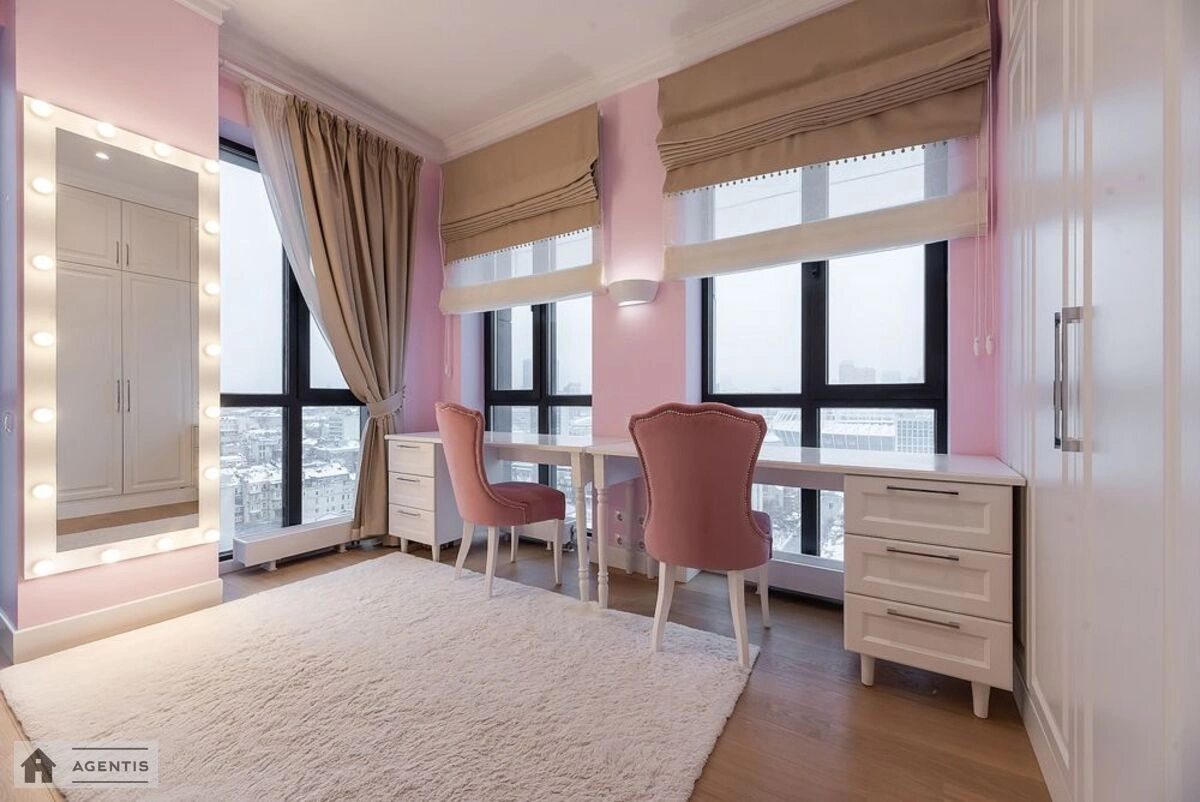 Apartment for rent 3 rooms, 100 m², 20th fl./24 floors. 44, Antonovycha vul. Horkoho, Kyiv. 