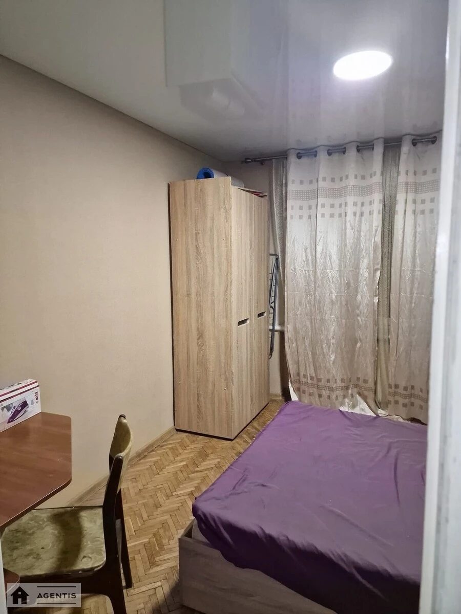 Здам квартиру 3 кімнати, 62 m², 1 пов./9 поверхів. Повітряних Сил просп. (Повітрофлотський), Київ. 