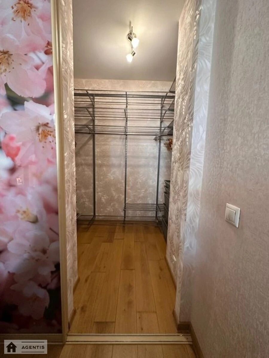 Здам квартиру 1 кімната, 53 m², 16 пов./17 поверхів. 28, Петра Григоренка просп., Київ. 