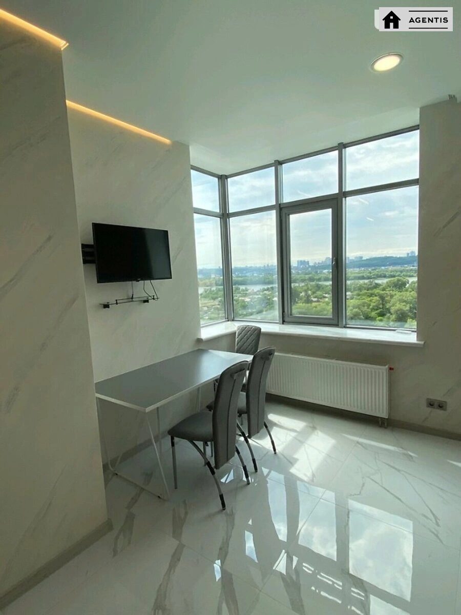 Apartment for rent 1 room, 57 m², 13th fl./23 floors. Dniprovs'ka embankment, Kyiv. 