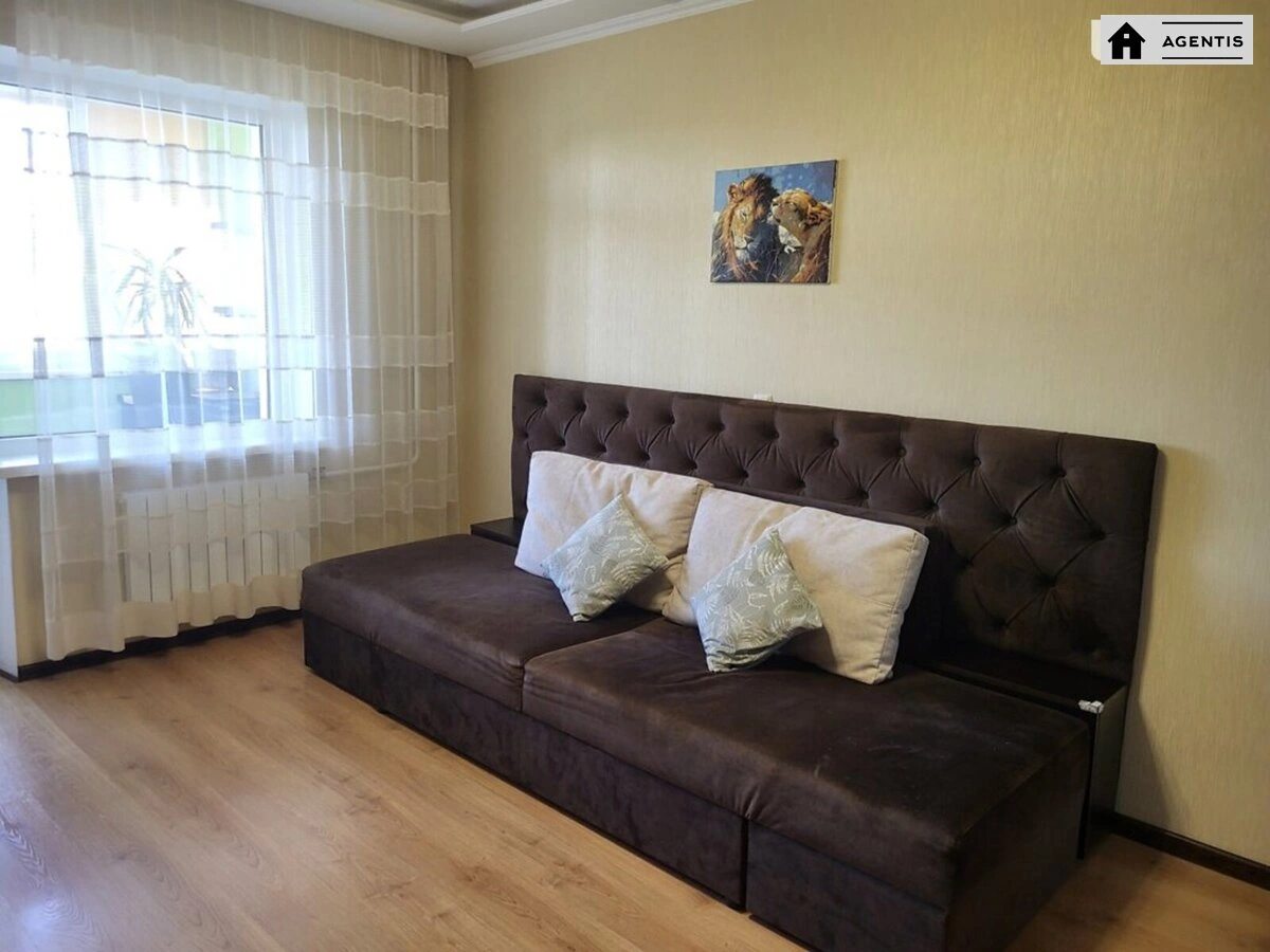 Apartment for rent 1 room, 43 m², 7th fl./16 floors. 13, Akademika Palladina prosp., Kyiv. 