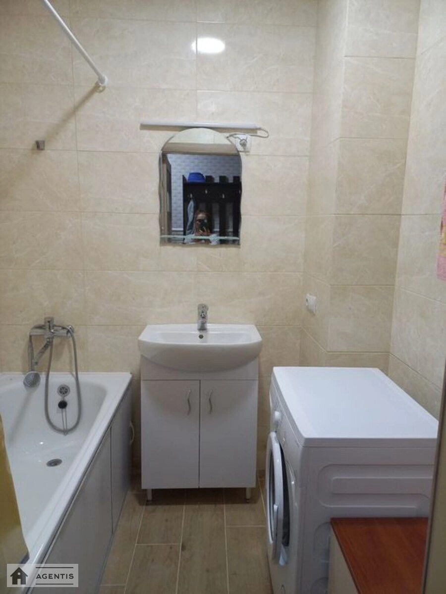 Здам квартиру 2 кімнати, 57 m², 14 пов./24 поверхи. Дарницький район, Київ. 