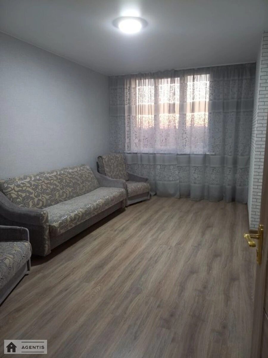 Apartment for rent 2 rooms, 57 m², 14th fl./24 floors. Darnytskyy rayon, Kyiv. 