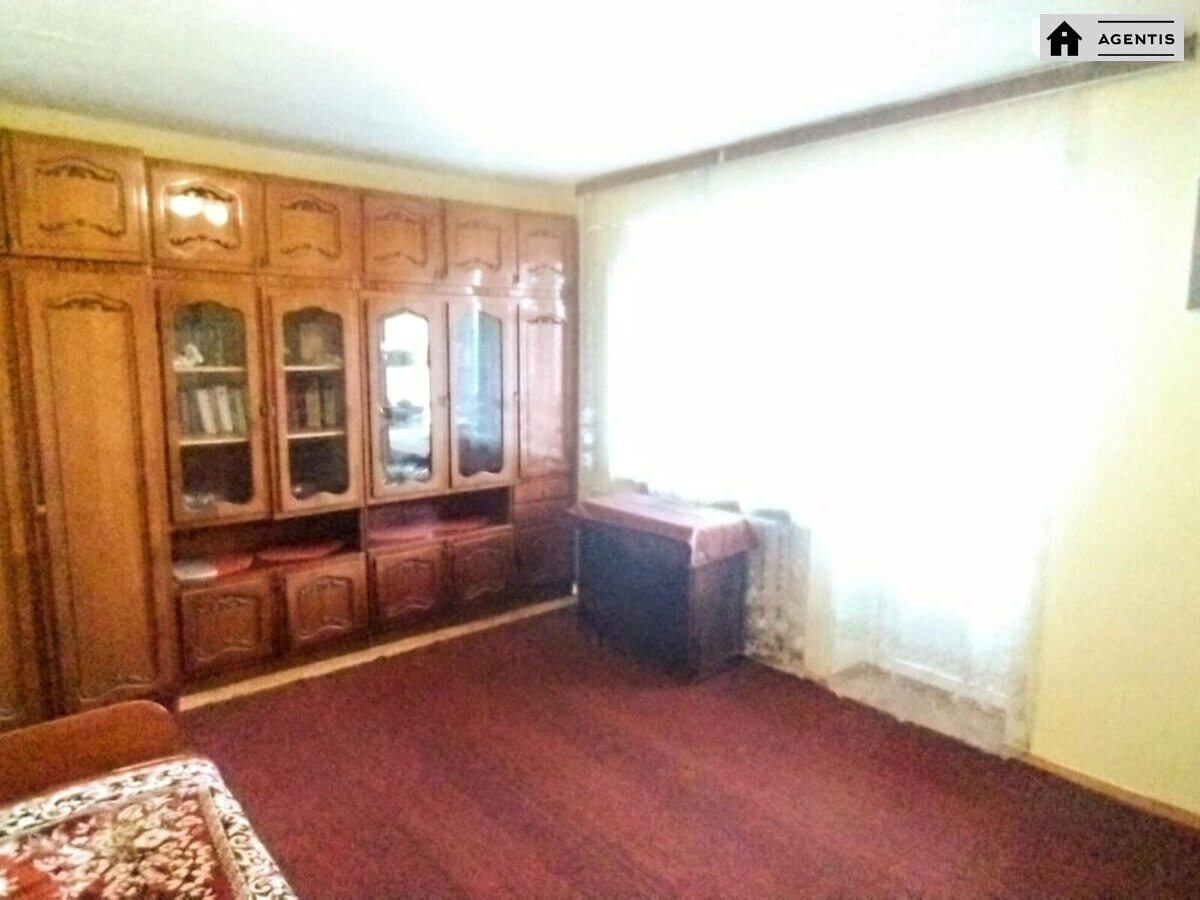 Apartment for rent 2 rooms, 47 m², 5th fl./9 floors. 49, Oleksiya Tykhoho vul. Vyborzka, Kyiv. 