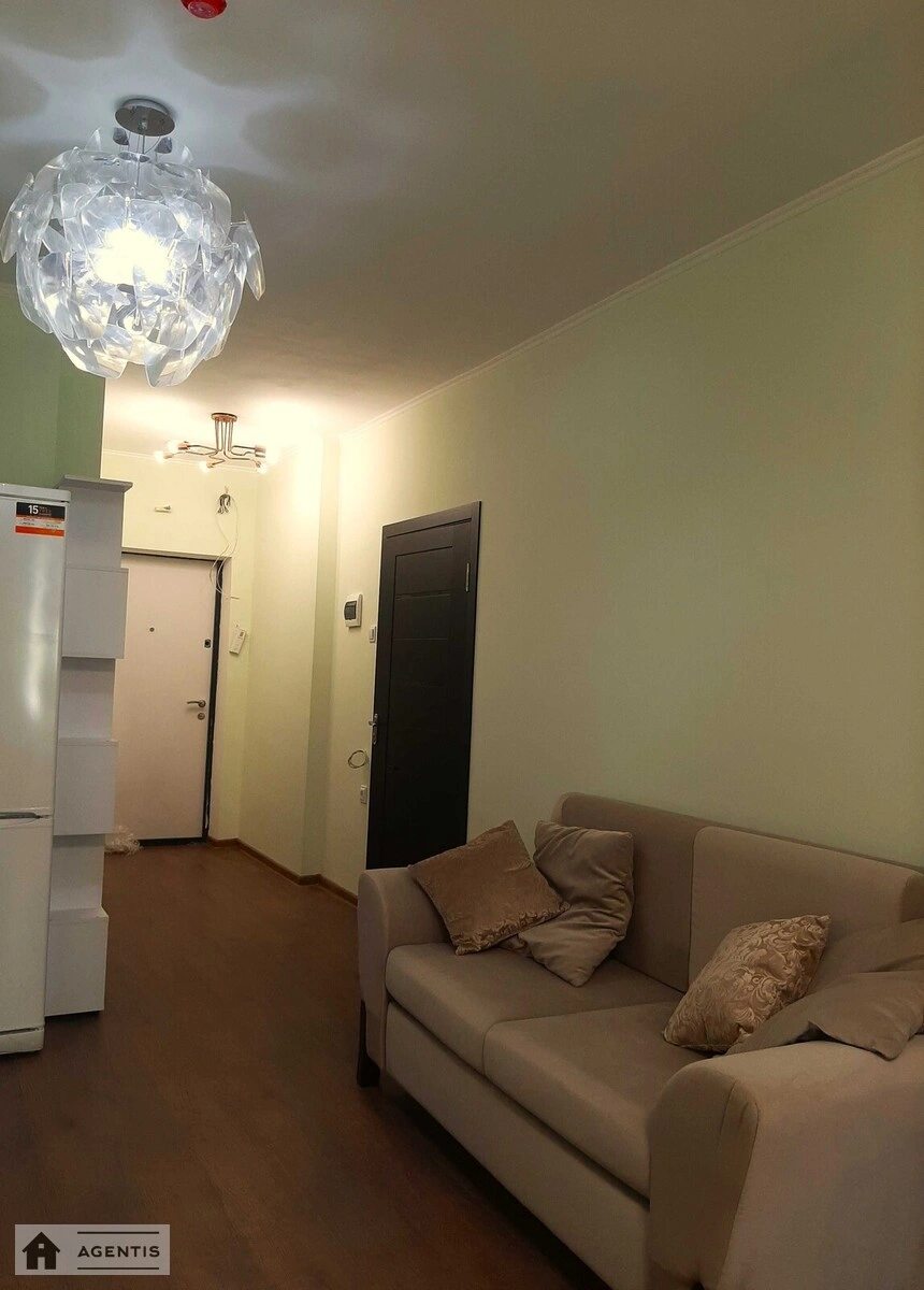 Apartment for rent 1 room, 33 m², 4th fl./36 floors. 5, Beresteyskyy prosp. Peremohy, Kyiv. 