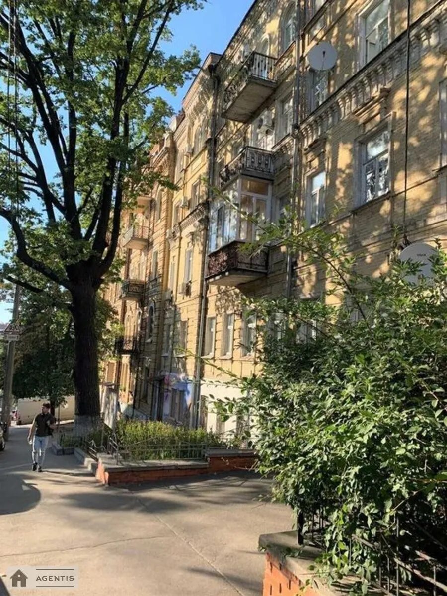 Здам квартиру 2 кімнати, 70 m², 4 пов./4 поверхи. 13, Лютеранська 13, Київ. 