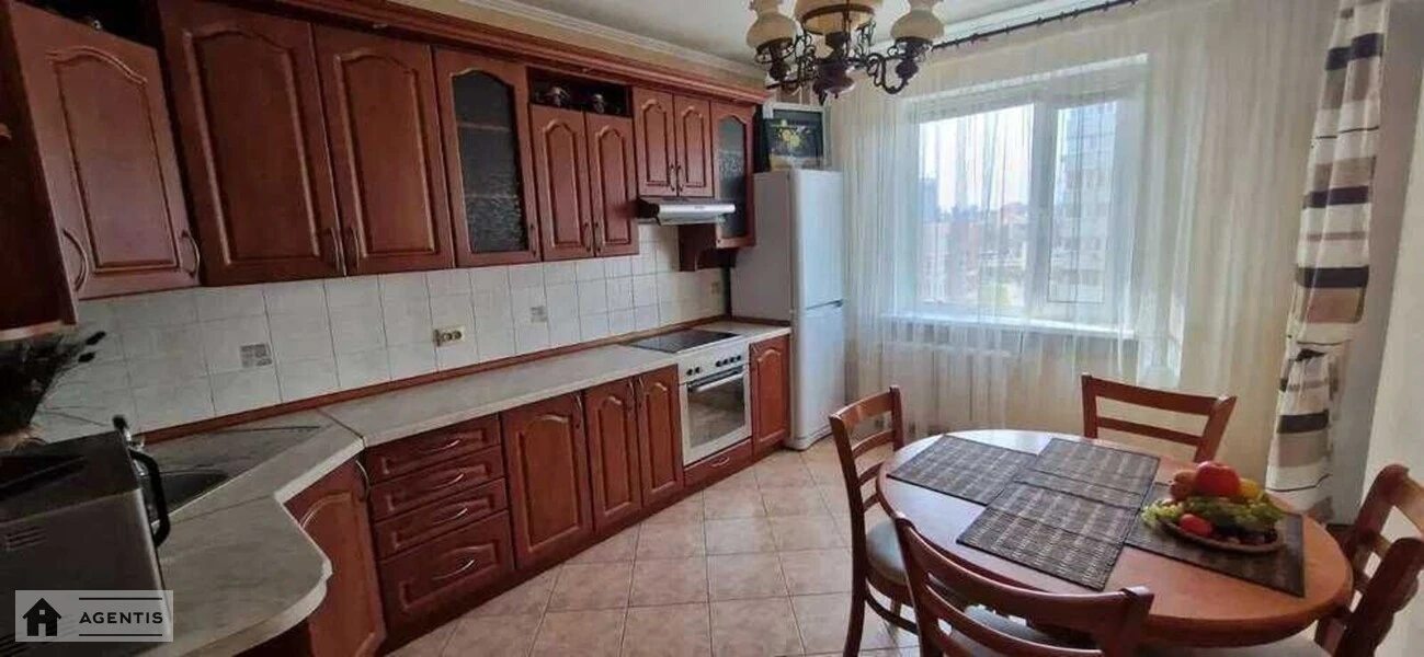 Apartment for rent 2 rooms, 65 m², 10th fl./16 floors. 19, Sosnytcka 19, Kyiv. 