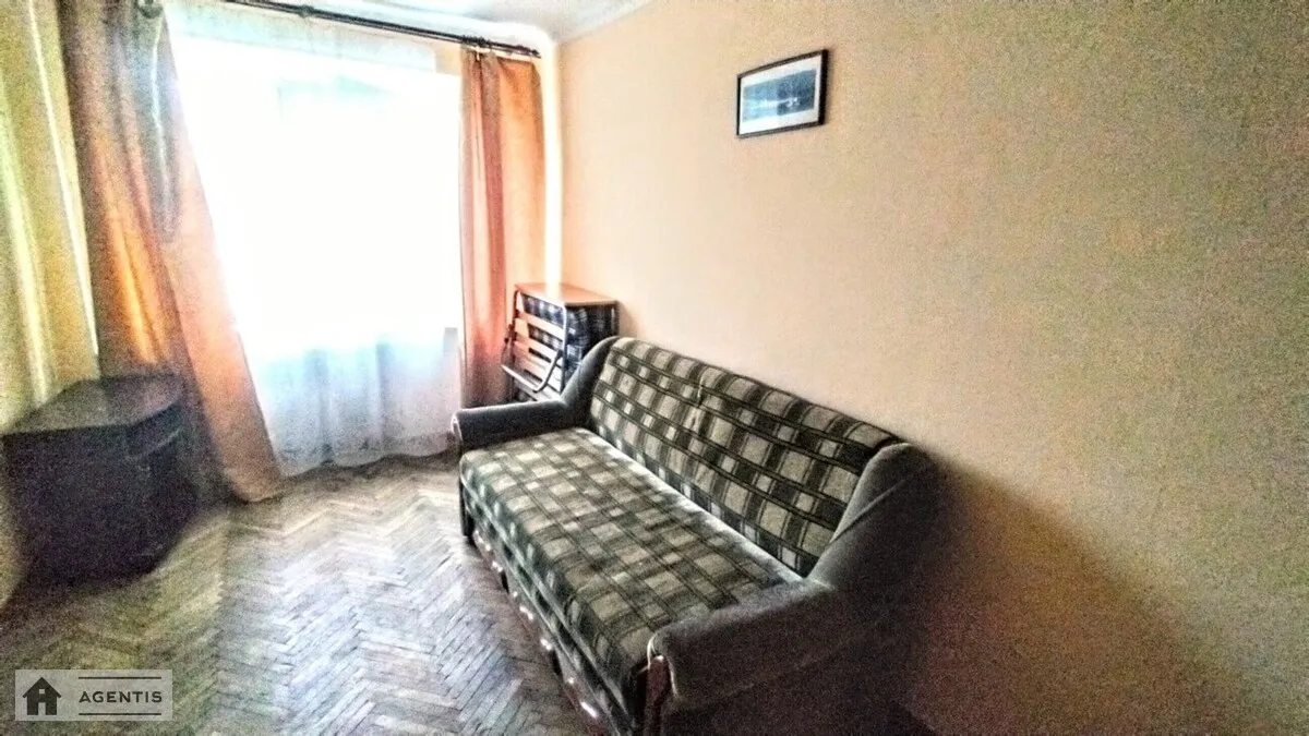 Сдам квартиру 2 комнаты, 45 m², 5 эт./9 этажей. 49, Олексія Тихого вул. (Виборзька), Киев. 