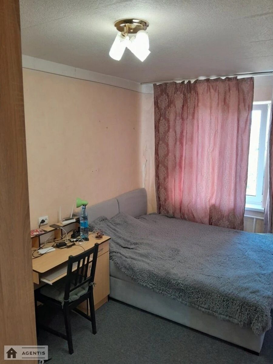 Здам квартиру 2 кімнати, 48 m², 3 пов./9 поверхів. 17, Приміська вул., Київ. 