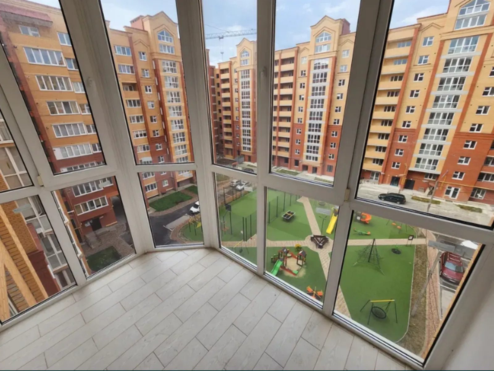 Apartments for sale 1 room, 43 m², 7th fl./10 floors. Бам, Ternopil. 