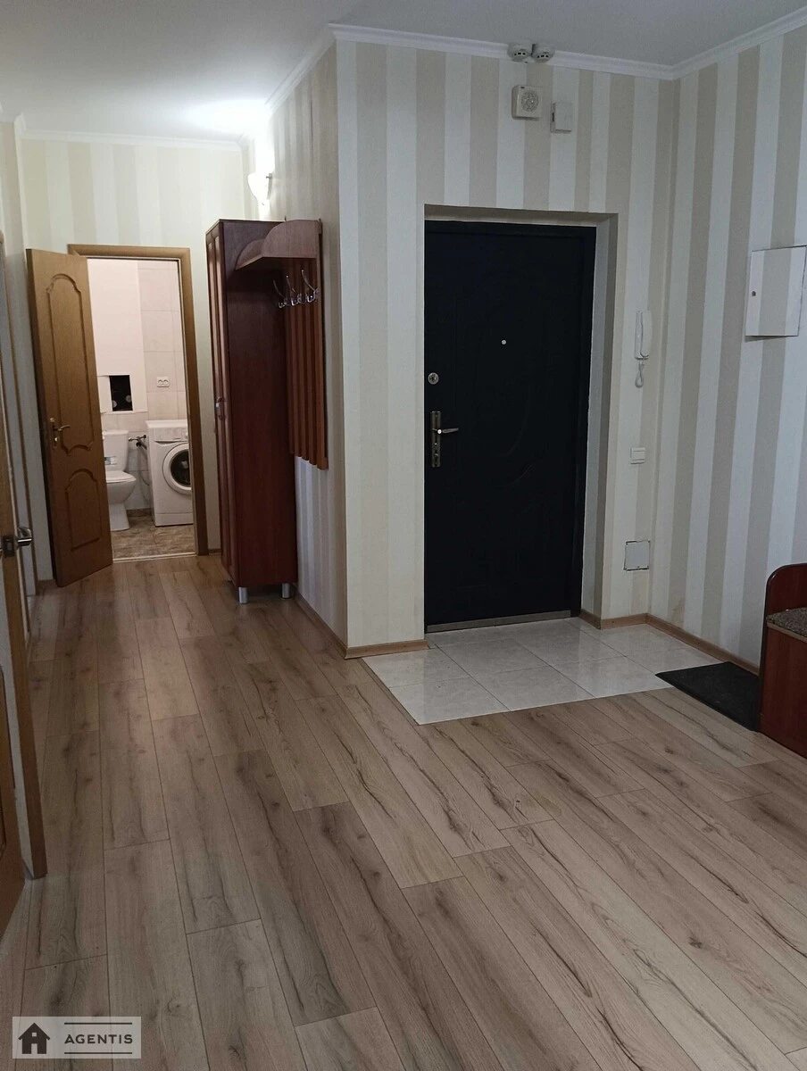 Apartment for rent 3 rooms, 120 m², 6th fl./24 floors. 13, Golosiyivska 13, Kyiv. 