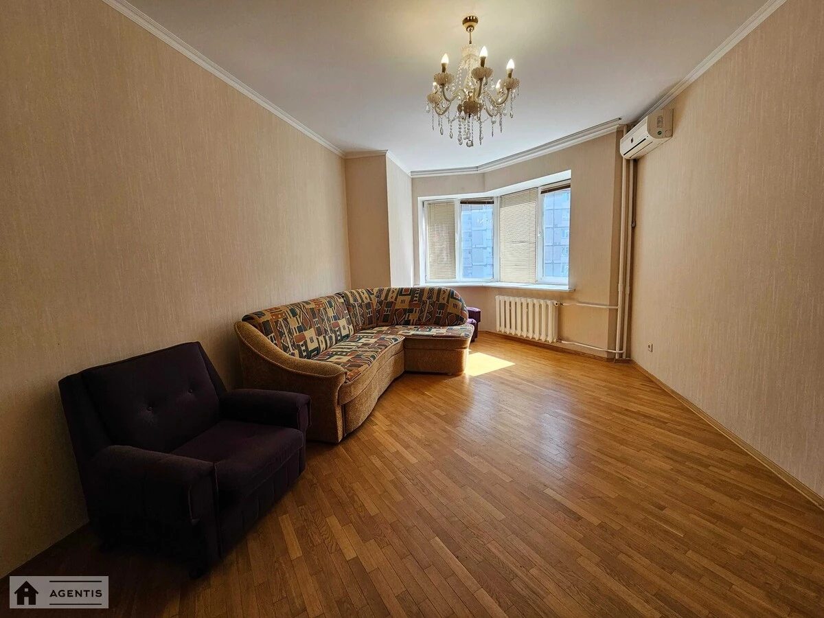 Apartment for rent 2 rooms, 80 m², 5th fl./17 floors. Oresta Vaskula vul. Feodory Pushynoyi, Kyiv. 