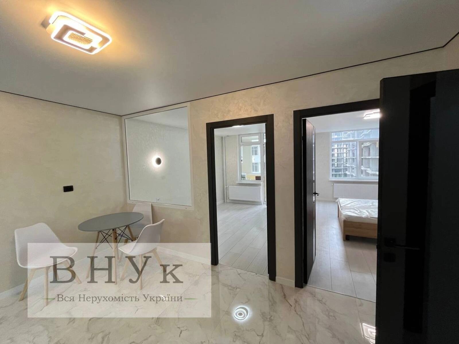 Продаж квартири 2 кімнати, 55 m², 3 пов./11 поверхів. Київська вул., Тернопіль. 