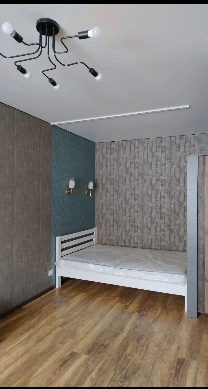 Apartments for sale 1 room, 37 m², 2nd fl./10 floors. Karmelyuka, Khmelnytskyy. 