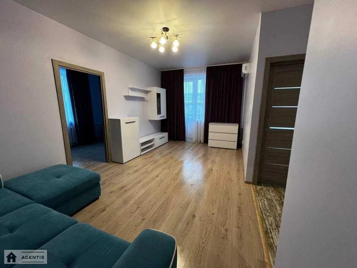 Здам квартиру 2 кімнати, 46 m², 5 пов./5 поверхів. Миру, Київ. 