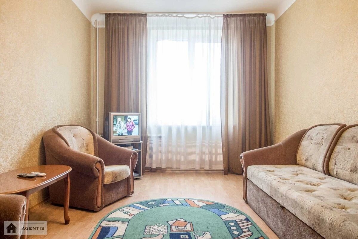 Apartment for rent 2 rooms, 52 m², 6th fl./7 floors. 8, Lesi Ukrayinky 8, Kyiv. 