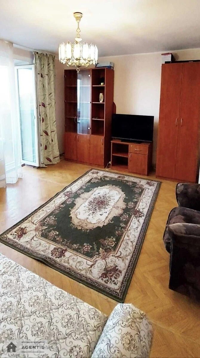 Apartment for rent 2 rooms, 58 m², 9th fl./9 floors. 6, Svyatoshynska 6, Kyiv. 