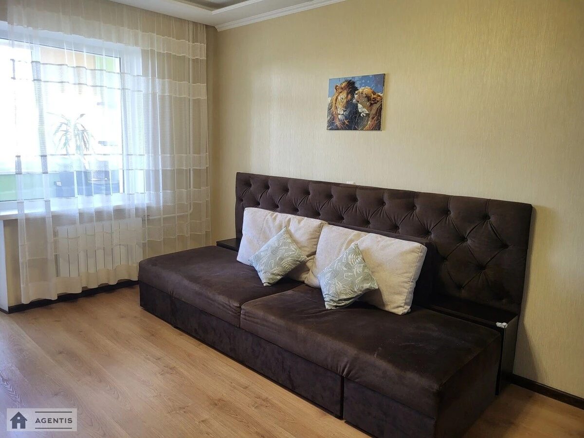 Apartment for rent 1 room, 43 m², 7th fl./16 floors. 13, Akademika Palladina prosp., Kyiv. 