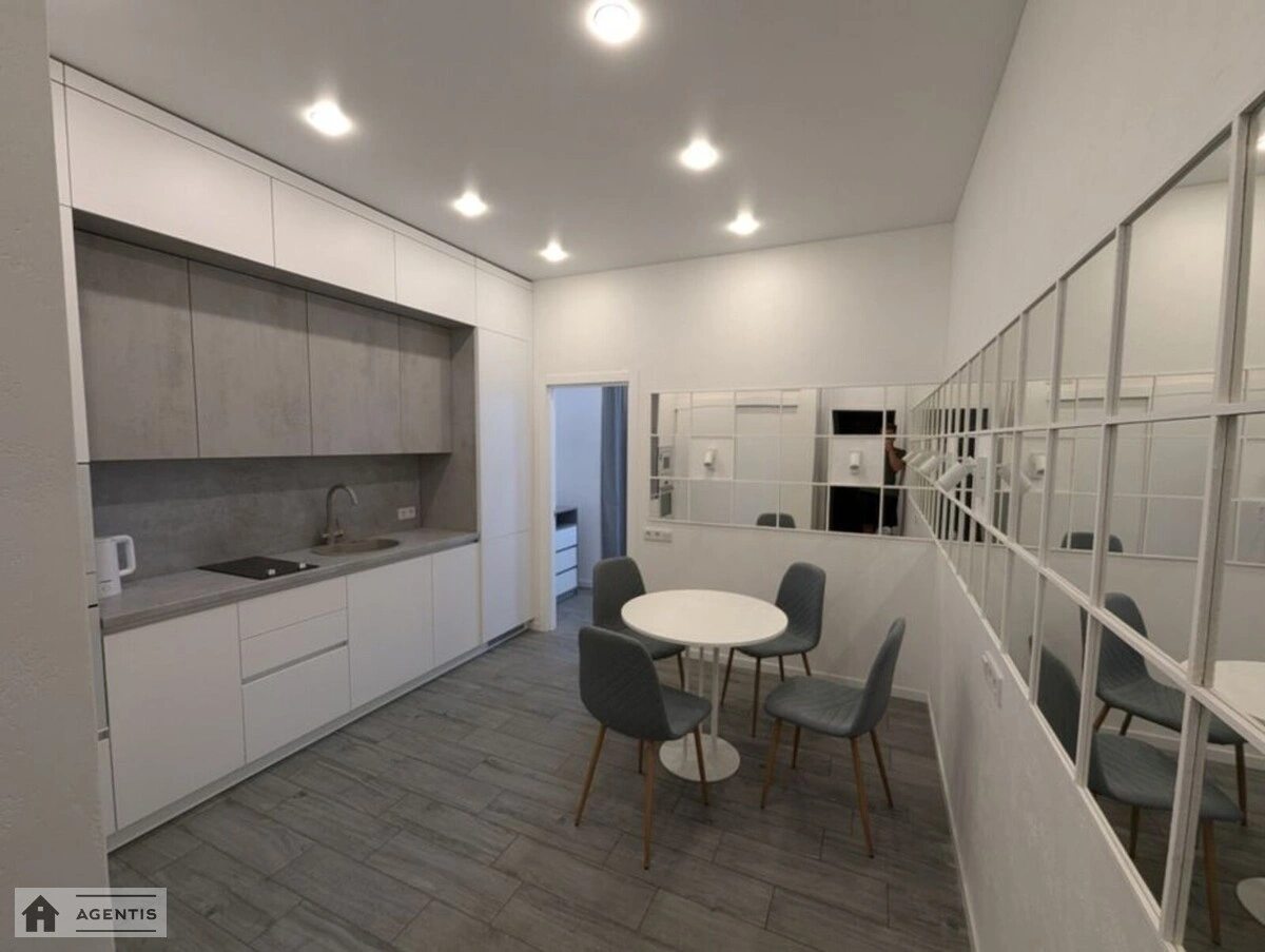 Сдам квартиру 1 комната, 49 m², 26 эт./26 этажей. 62, Каховская 62, Киев. 