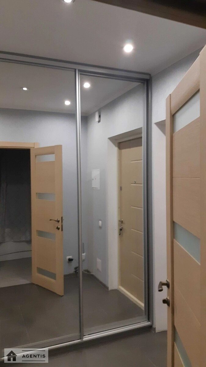 Здам квартиру 1 кімната, 40 m², 14 пов./16 поверхів. 23, Анатолія Петрицького вул., Київ. 