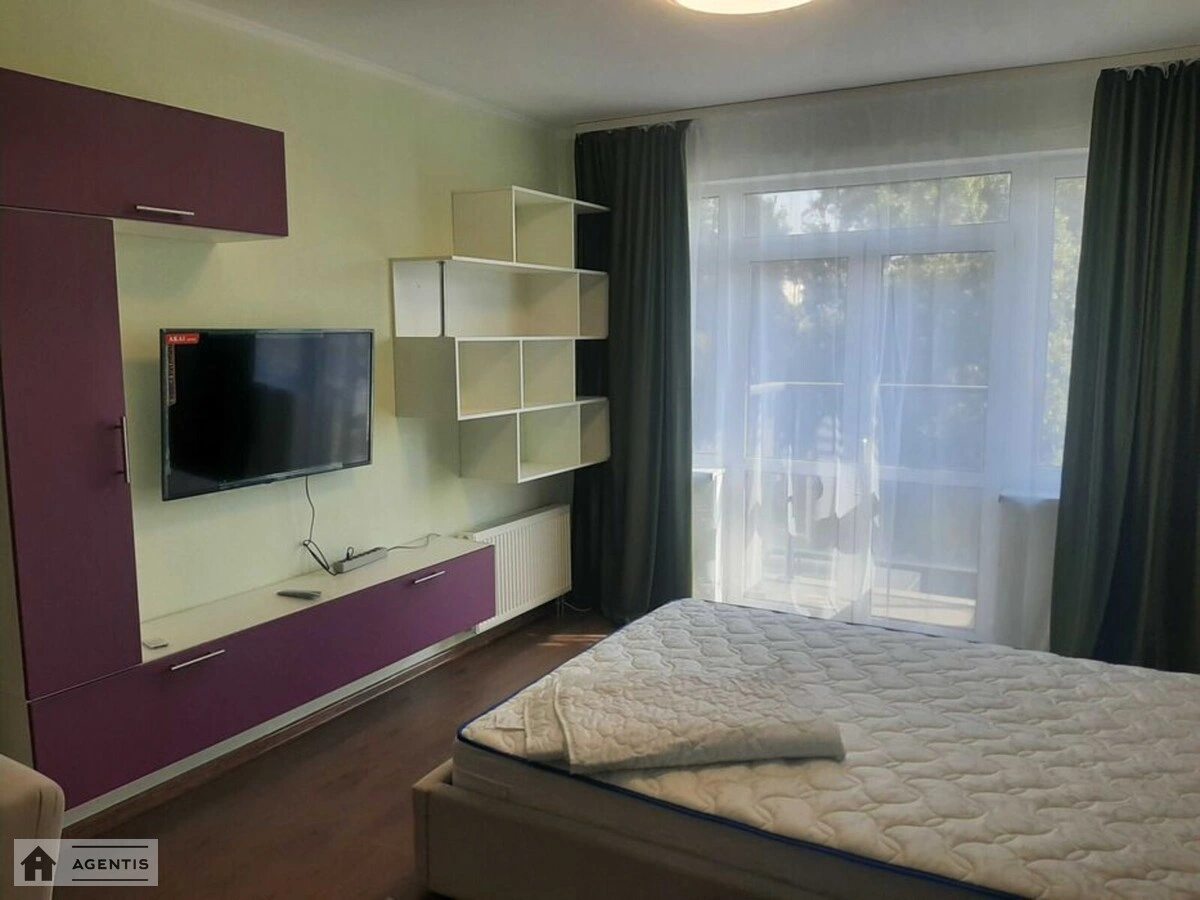 Здам квартиру 1 кімната, 33 m², 4 пов./36 поверхів. 5, Берестейський просп. (Перемоги), Київ. 