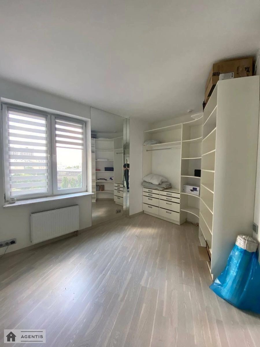 Сдам квартиру 2 комнаты, 85 m², 12 эт./20 этажей. 27, Вячеслава Чорновола вул., Киев. 