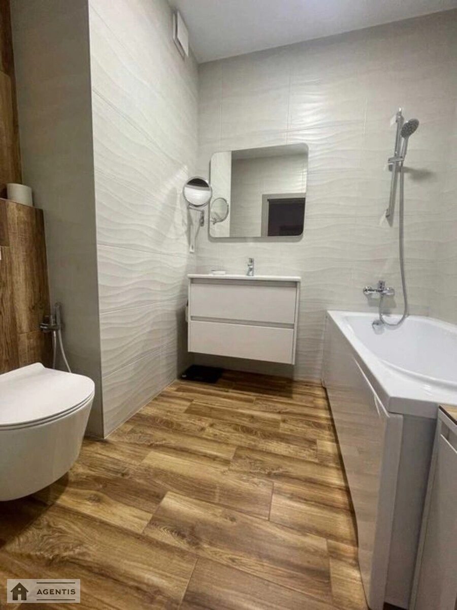 Сдам квартиру 1 комната, 42 m², 13 эт./23 этажа. Дарницкий район, Киев. 