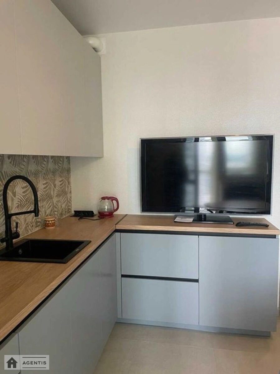 Здам квартиру 1 кімната, 42 m², 13 пов./23 поверхи. Дарницький район, Київ. 