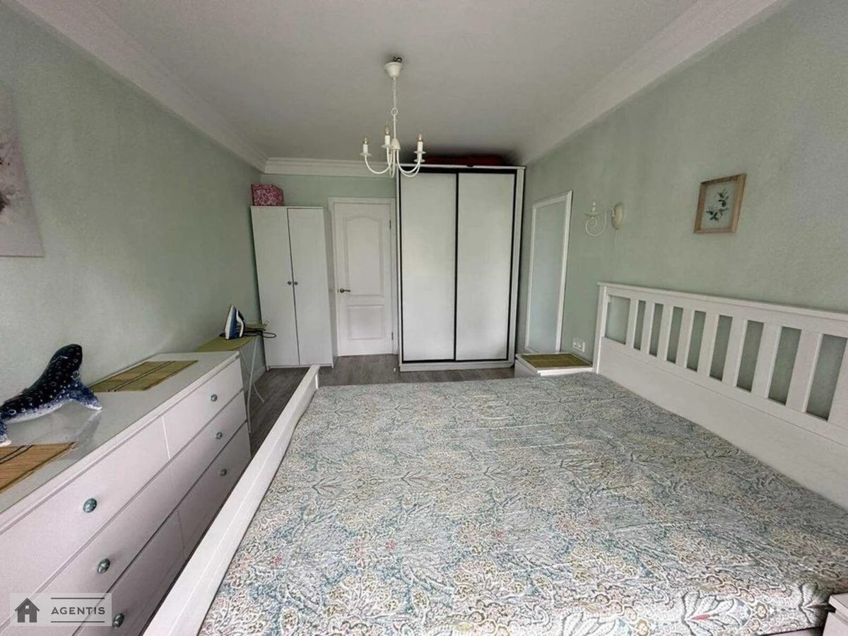 Здам квартиру 2 кімнати, 46 m², 5 пов./5 поверхів. 10, Шамрило , Київ. 