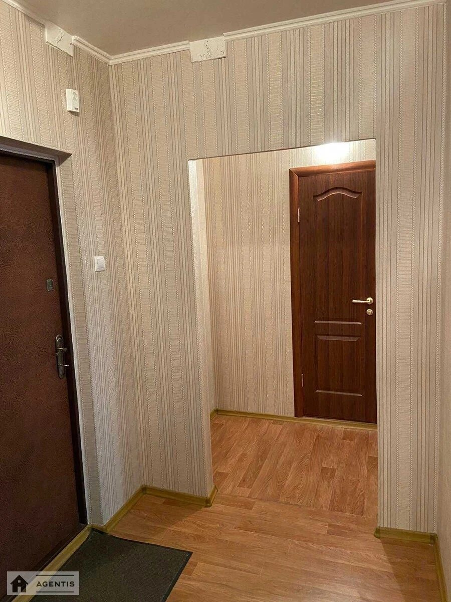 Здам квартиру 1 кімната, 41 m², 12 пов./25 поверхів. Єлизавети Чавдар вул., Київ. 