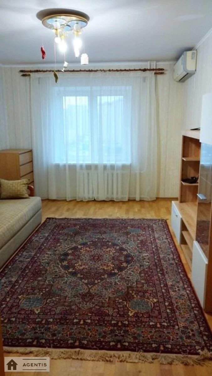 Apartment for rent 1 room, 43 m², 12th fl./22 floors. 18, Petra Hryhorenka prosp., Kyiv. 